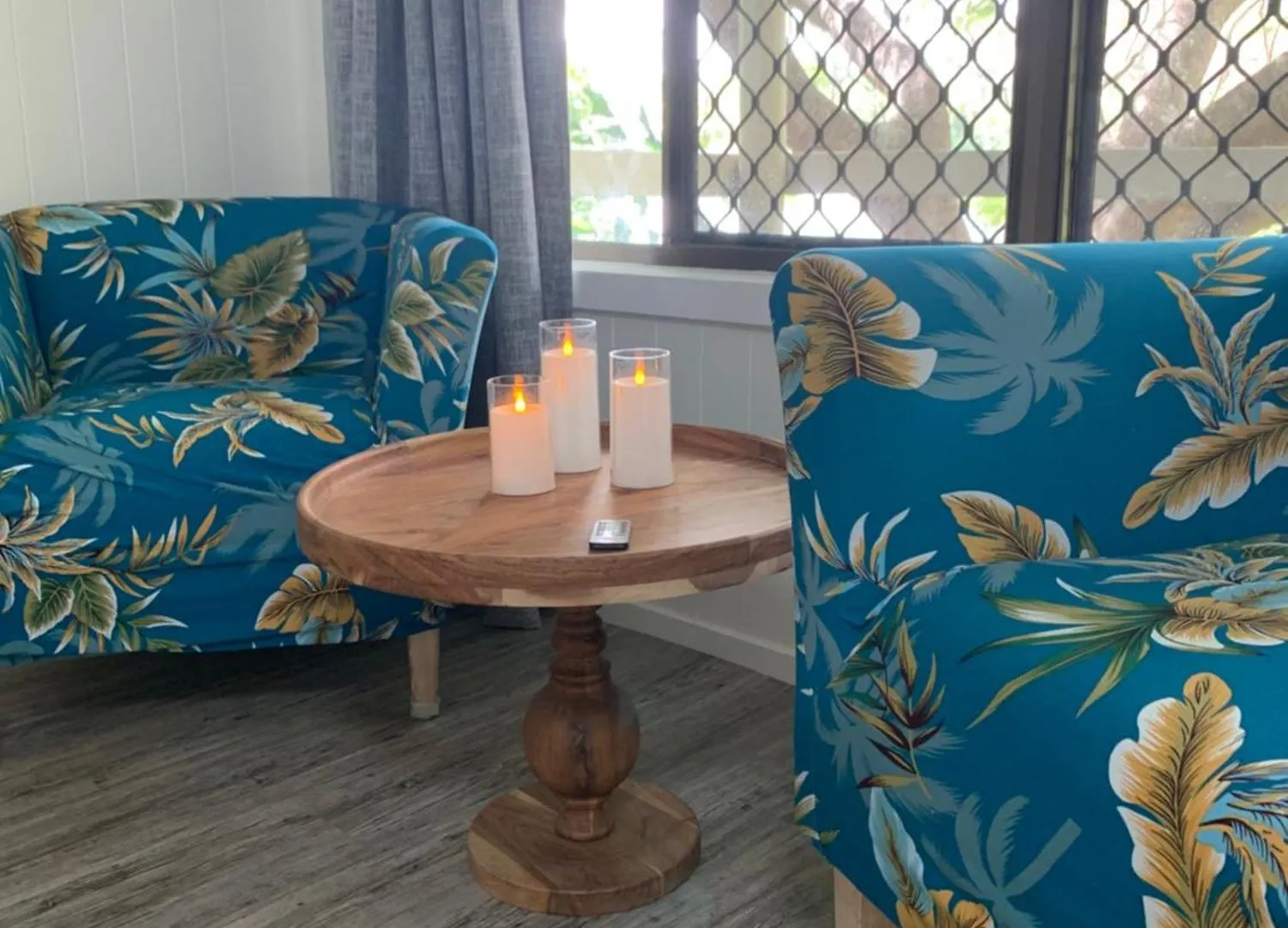 Turtle Cove Lake Front Cabin 300M To Beach Hervey Bay